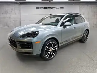 2026 Porsche Cayenne Base photo 1
