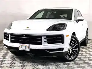2024 Porsche Cayenne Base's photo