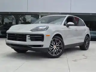2026 Porsche Cayenne Base's photo
