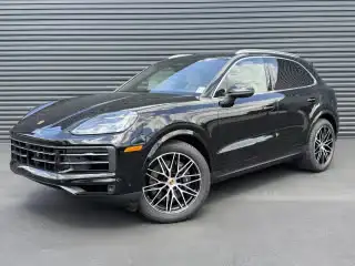 2026 Porsche Cayenne Base's photo
