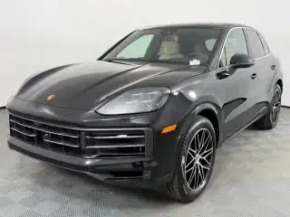 2026 Porsche Cayenne Base's photo