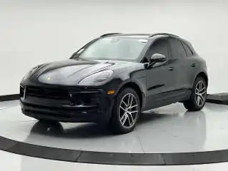 2024 Porsche Macan S's photo