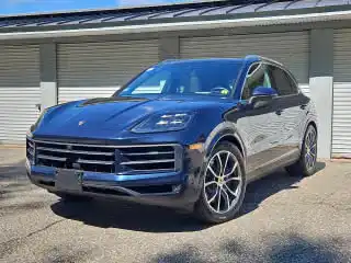 2025 Porsche Cayenne E-Hybrid's photo