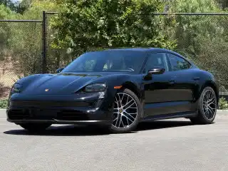 2023 Porsche Taycan Base's photo