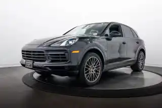 2022 Porsche Cayenne Platinum Edition S's photo