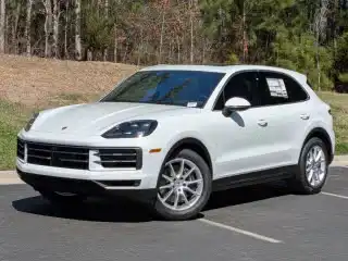 2026 Porsche Cayenne Base's photo