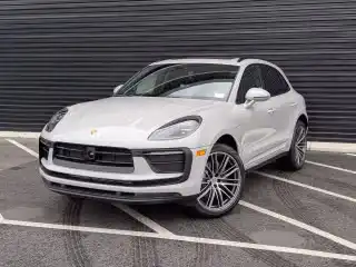 2026 Porsche Macan T's photo
