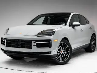 2026 Porsche Cayenne Base photo 5