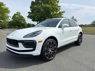 2026 Porsche Macan T's photo