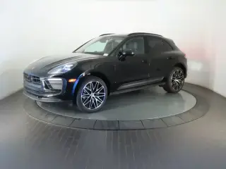 2025 Porsche Macan Base photo 5