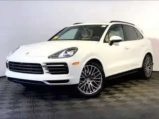2023 Porsche Cayenne Platinum Edition's photo