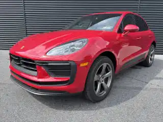 2025 Porsche Macan T's photo