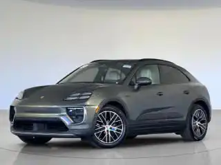 2025 Porsche Macan Macan 4 Electric's photo