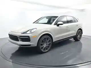 2023 Porsche Cayenne Platinum Edition's photo
