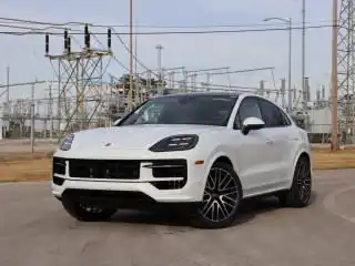 2026 Porsche Cayenne Base's photo