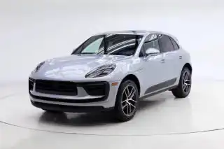 2024 Porsche Macan Base's photo