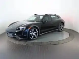 2024 Porsche Taycan 4 Cross Turismo's photo