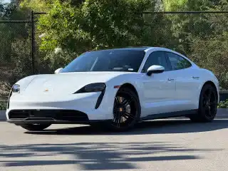 2024 Porsche Taycan Base's photo