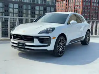 2024 Porsche Macan S's photo