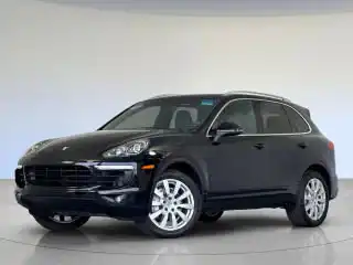 2016 Porsche Cayenne S's photo