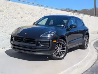 2025 Porsche Macan T's photo