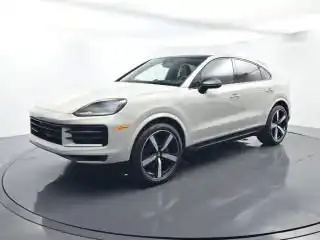 2026 Porsche Cayenne Base's photo