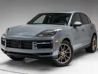 2026 Porsche Cayenne Base's photo
