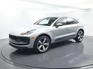 2025 Porsche Macan T's photo