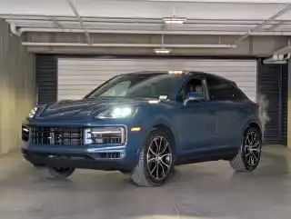2026 Porsche Cayenne Base's photo