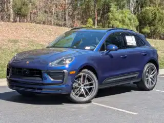 2026 Porsche Macan T's photo