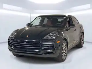 2023 Porsche Cayenne S's photo