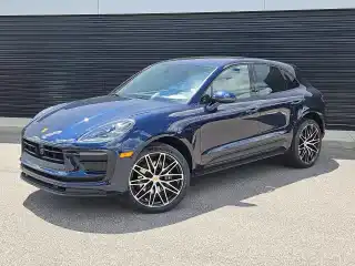 2023 Porsche Macan T's photo