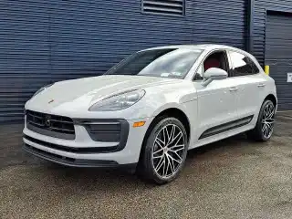 2026 Porsche Macan T's photo