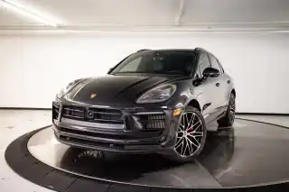2023 Porsche Macan S's photo