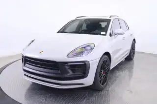 2022 Porsche Macan GTS's photo