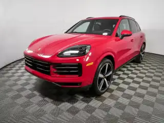 2024 Porsche Cayenne Base photo 1