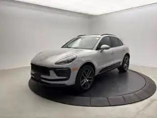 2023 Porsche Macan T's photo