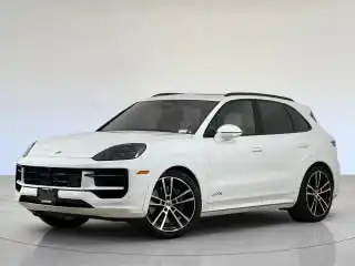 2026 Porsche Cayenne GTS's photo