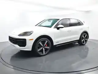 2026 Porsche Cayenne GTS's photo