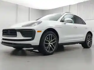 2026 Porsche Macan T's photo