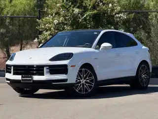 2026 Porsche Cayenne E-Hybrid's photo