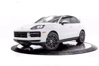 2026 Porsche Cayenne Base's photo