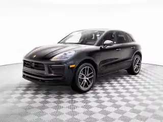 2026 Porsche Macan T's photo