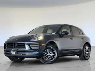 2026 Porsche Macan T's photo