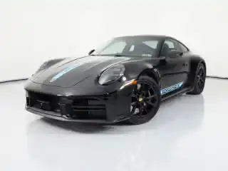 2025 Porsche 911 Carrera S Coupe's photo