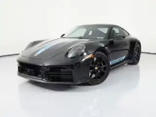 2025 Porsche 911 Carrera S Coupe's photo