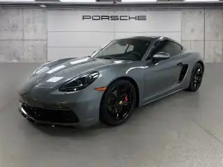 2025 Porsche 718 Cayman S's photo