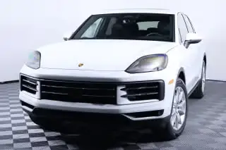 2026 Porsche Cayenne Base photo 1
