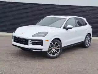 2026 Porsche Cayenne Base's photo