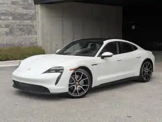 2023 Porsche Taycan Base's photo